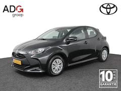 Toyota Yaris - 1.5 Hybrid Active | parkeer sensoren | Trekhaak |