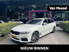 BMW 5-serie Touring - 520i High Executive | HEAD-UP DISPLAY | MEMORY | LEDER | 360 CAMERA | KEYLESS | STOELVERWA
