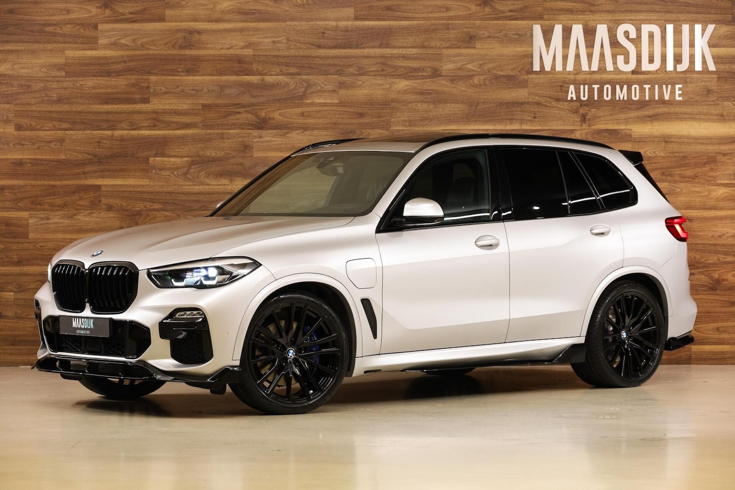 BMW X5 - xDrive45e M-Sport|Individual|Aero|Frozen|Pano|360|ACC| - AutoWereld.nl