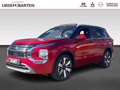 Mitsubishi Outlander - 2.4 PHEV Instyle+ Van € 64.895, - voor € 60.895,