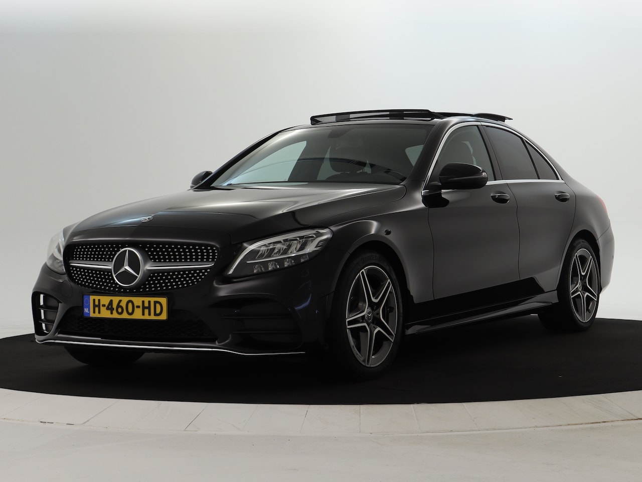 Mercedes-Benz C-klasse - 180 Business Solution AMG Panoramadak | AMG Styling - AutoWereld.nl