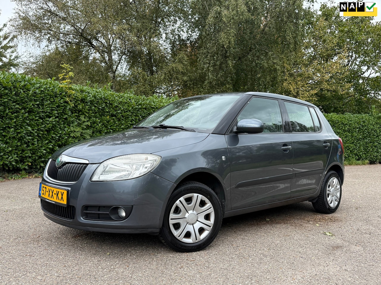 Skoda Fabia - 1.4-16V Ambiente | Clima | 1e Eigenaar | Trekhaak | 5 Zits | Nieuwe APK | AUX | Cruise | - AutoWereld.nl