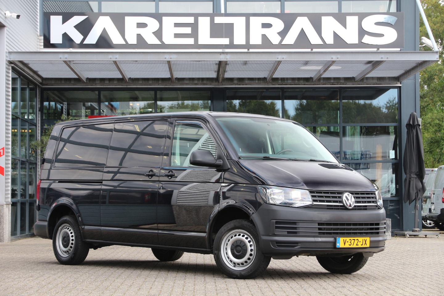 Volkswagen Transporter - 2.0 TDI 150 | Aut. | L2H1 | Euro 6 | Cruise | Airco.. - AutoWereld.nl
