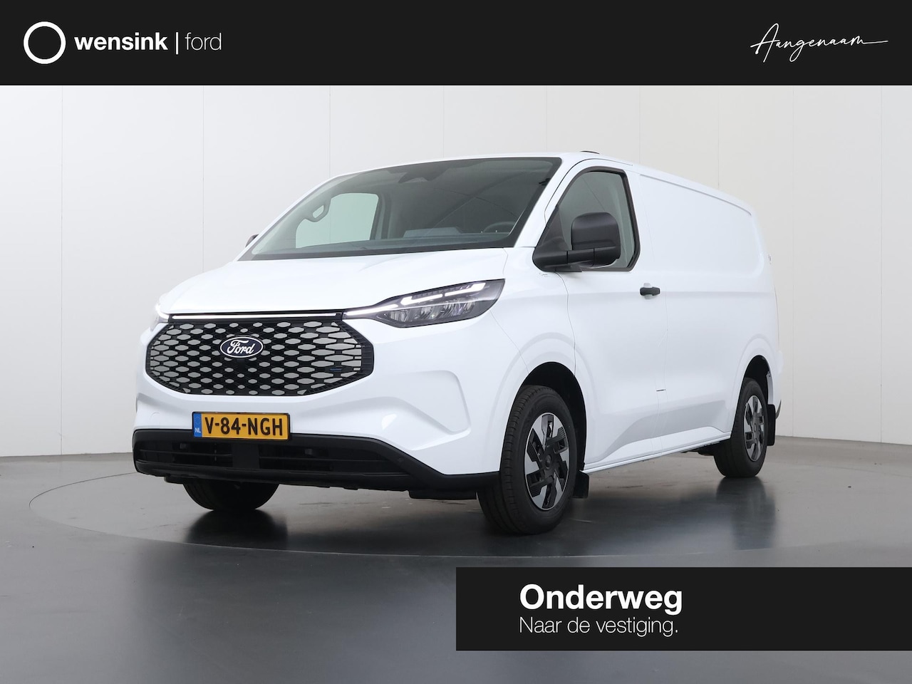 Ford E-Transit Cust. - 320 | L1 H1 | Trend | 65 kWh | 2300 KG. AHW | Climate Control | Apple Carplay / Android Au - AutoWereld.nl