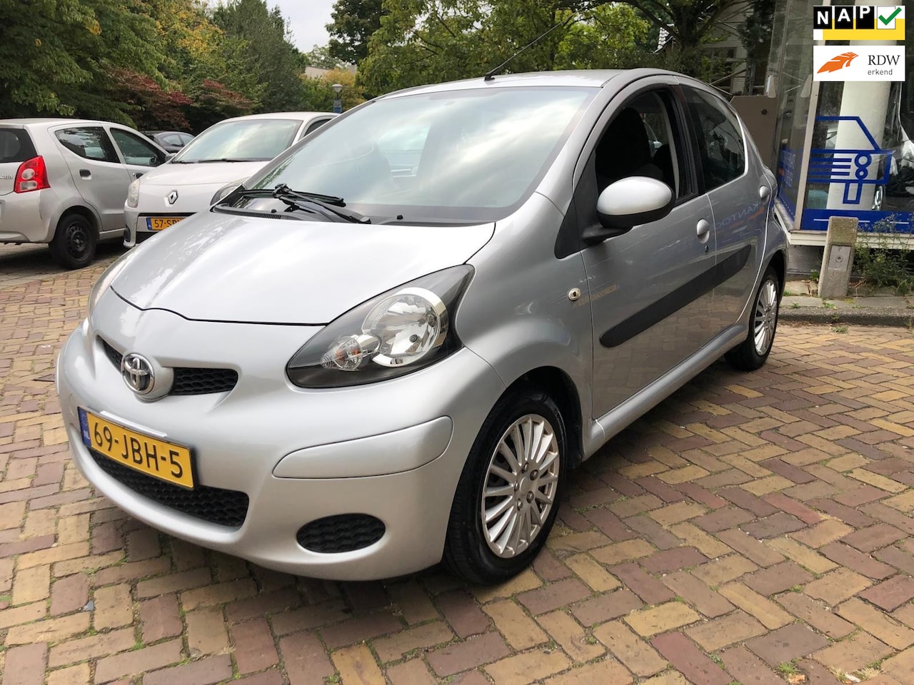 Toyota Aygo - 1.0-12V Comfort 1.0-12V Comfort - AutoWereld.nl