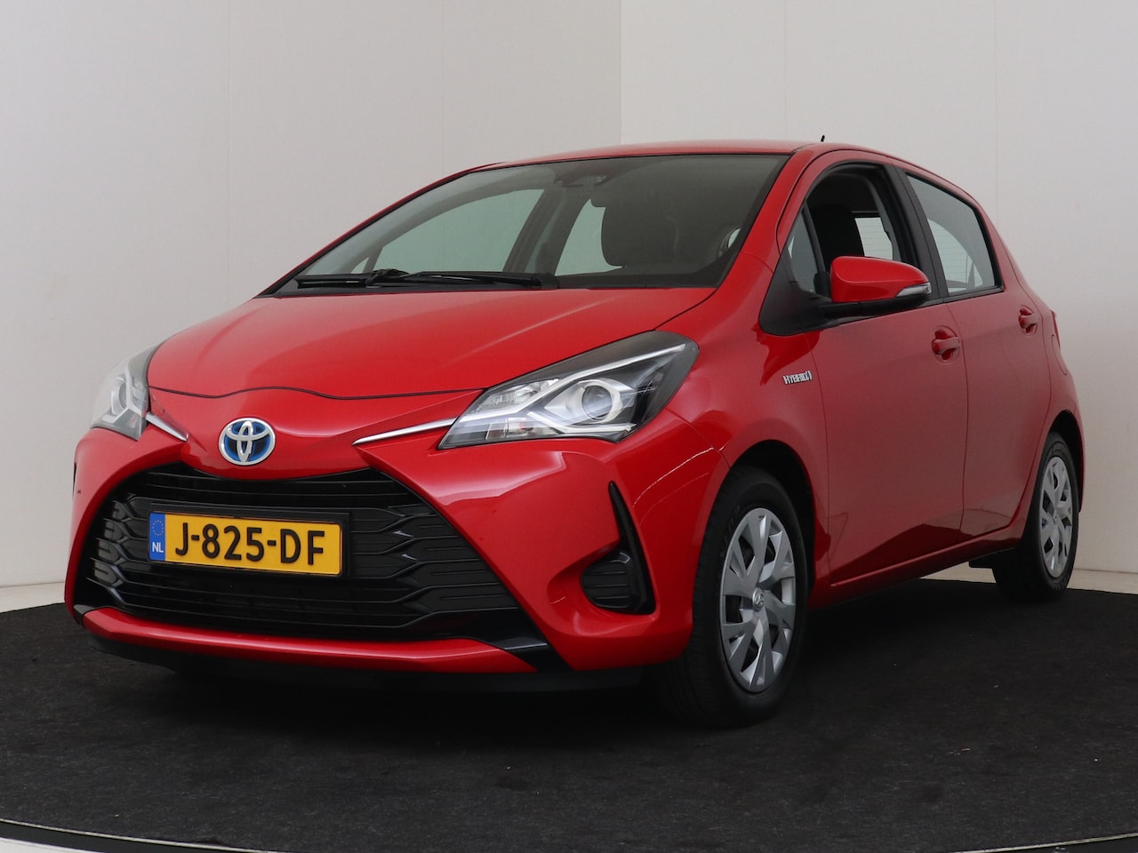 Toyota Yaris - 1.5 Hybrid Active I Navigatie I Climate Control I Cruise Control I Camera I - AutoWereld.nl