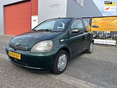 Toyota Yaris - 1.3-16V VVT-i Luna VOOR DE SNELLE BESLISSER