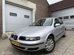 SEAT Leon - 1.6-16V Signo