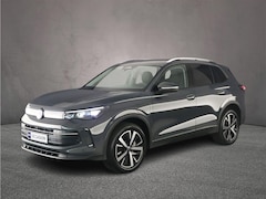 Volkswagen Tiguan - Life Edition 1.5 TSI eHybrid 204pk DSG Automaat Trekhaak, 360 camera, Adaptive cruise cont