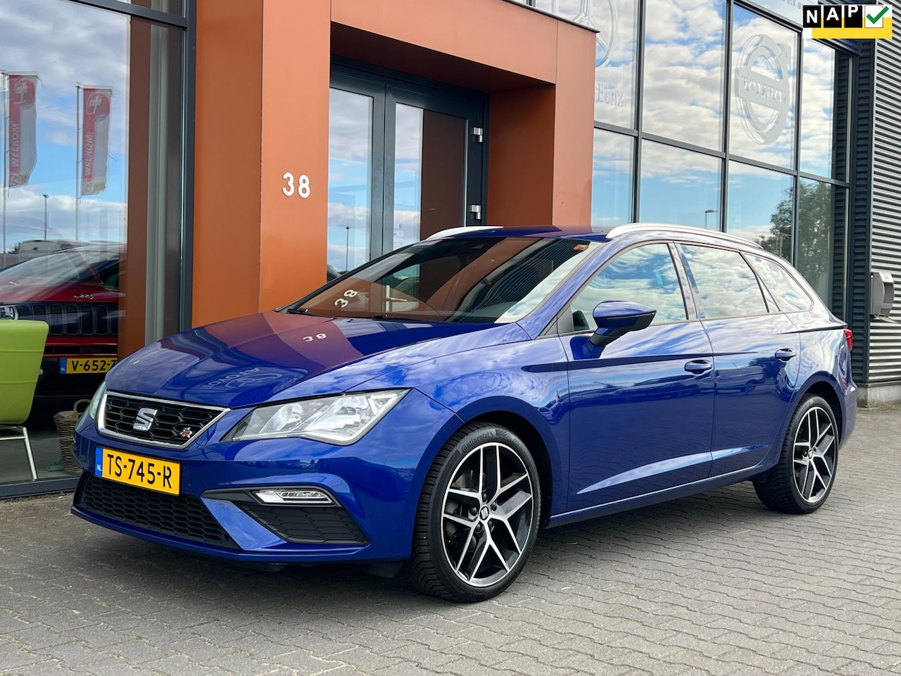 SEAT Leon ST - 1.5 TSI FR|Aut.|Navi|Cruise|Trekhaak|Clima|PDC - AutoWereld.nl