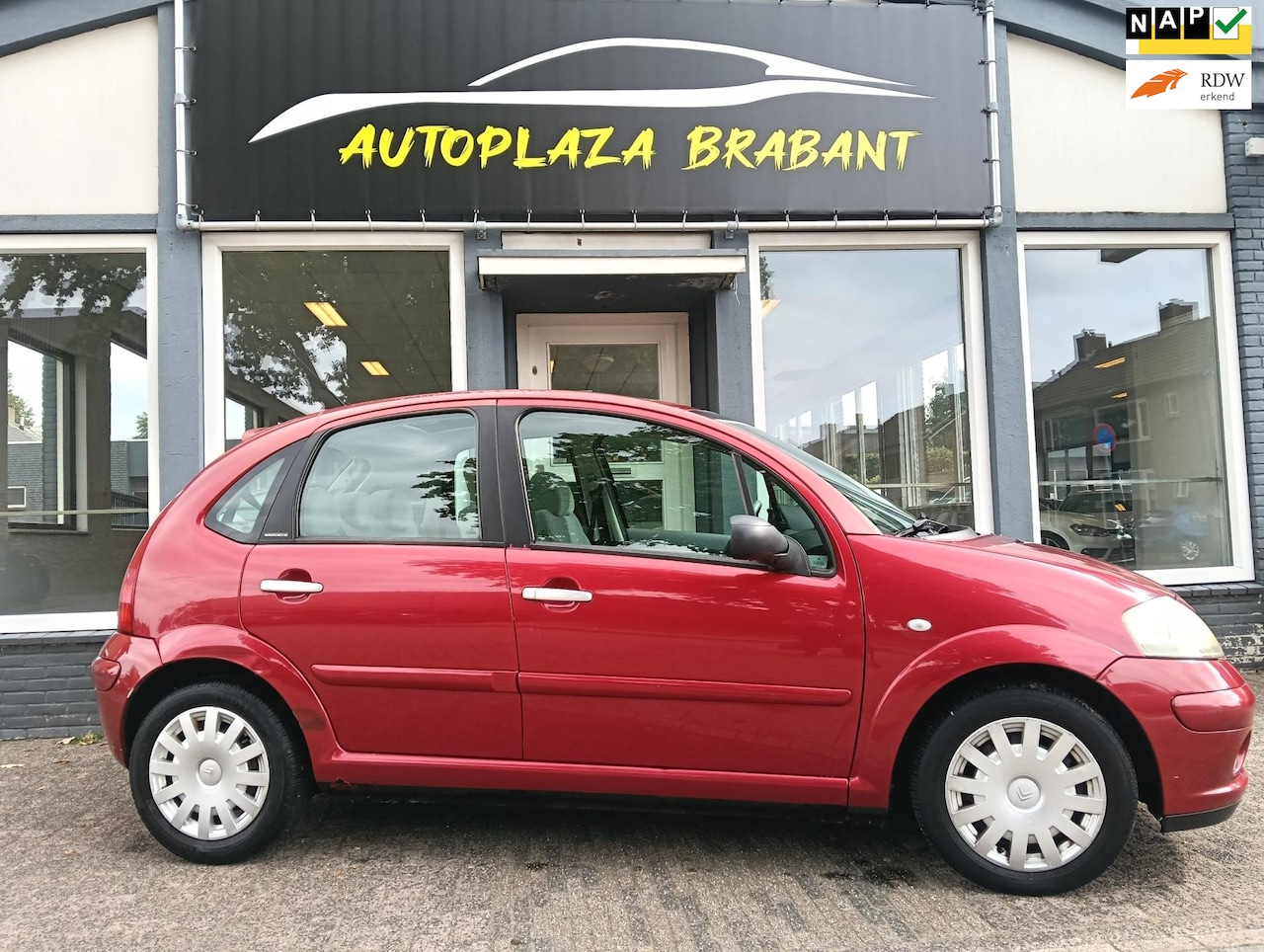 Citroën C3 - 1.6i-16V Exclusive/ AIRCO/ CRUISE/ TREKHAAK/ GLASDAK/ NAP - AutoWereld.nl