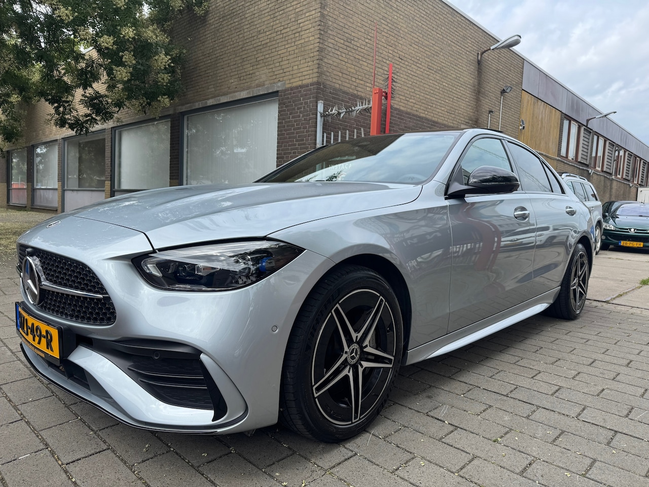 Mercedes-Benz C-klasse - 300 e AMG Line Limited Pano - AutoWereld.nl