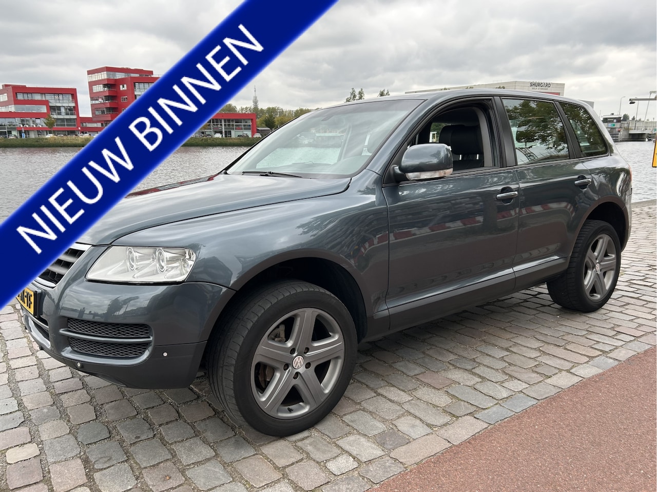 Volkswagen Touareg - 3.2 V6 Leder Xenon Trekhaak Carplay APK - AutoWereld.nl