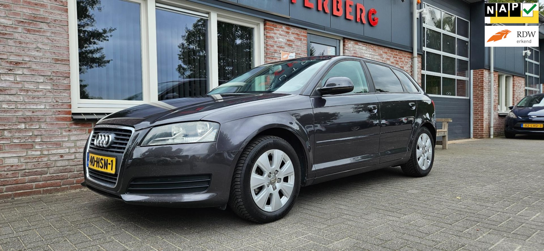 Audi A3 Sportback - 1.8 TFSI Attraction Pro Line Business Automaat! 5-Deurs! Nette Staat! Dealer Onderhouden! - AutoWereld.nl