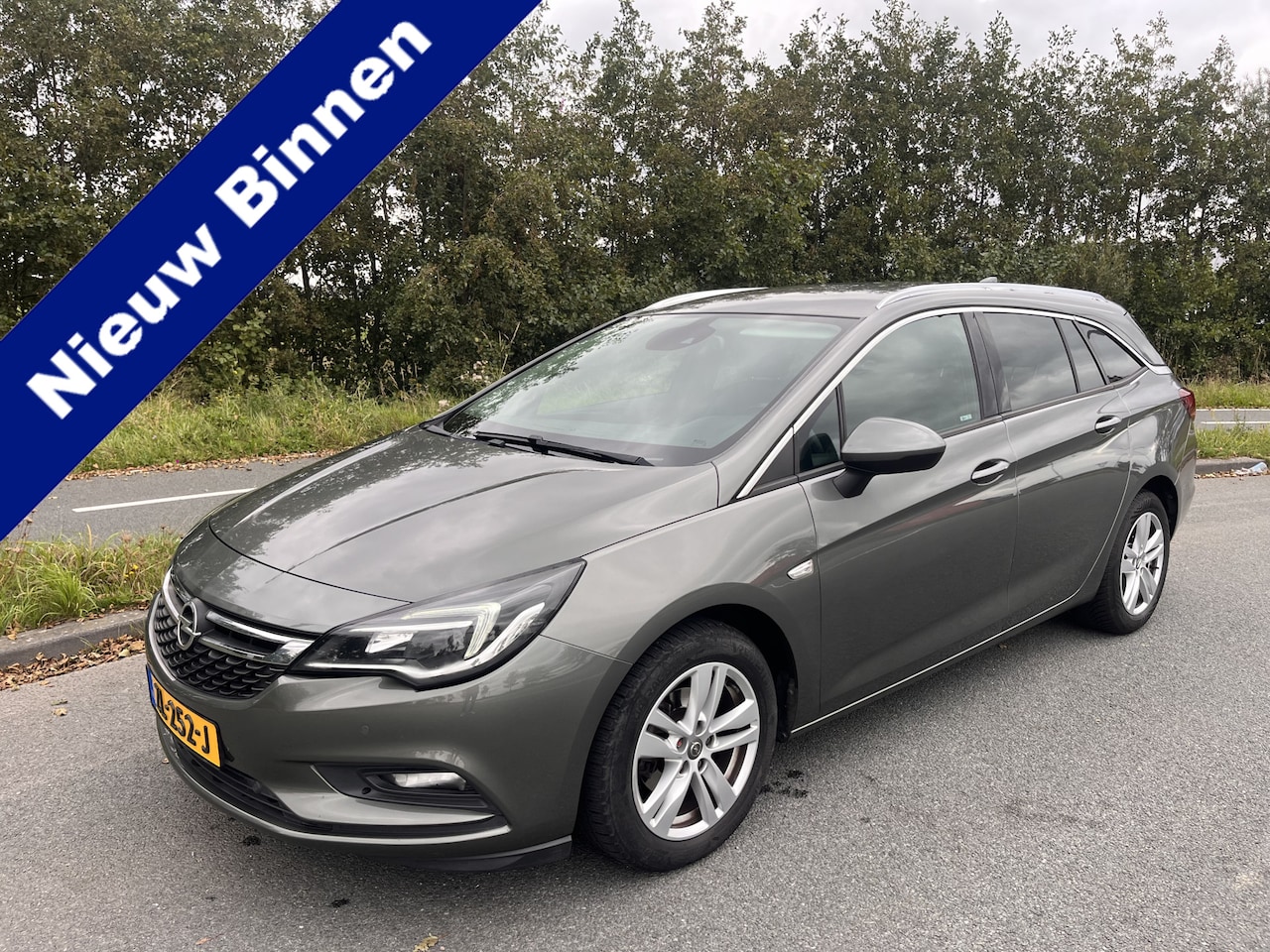 Opel Astra Sports Tourer - 1.4 AUT. Innovation Leder Navi Stoelverw. VOL OPTIES - AutoWereld.nl