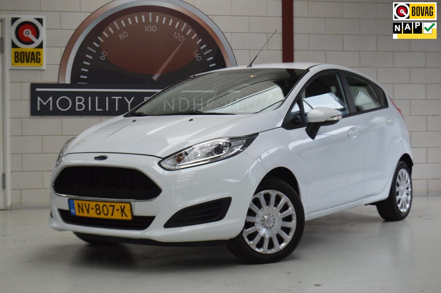 Ford Fiesta - 1.0 Navi, Bluetooth, NL-auto, APK Nwe banden, GARANTIE - AutoWereld.nl