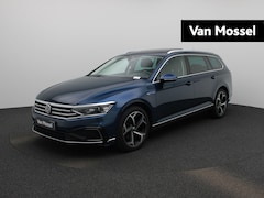 Volkswagen Passat Variant - 1.4 TSI PHEV GTE Business 218 PK | Automaat | Plug-In | Lederen Stoelen | Volledig Dealer