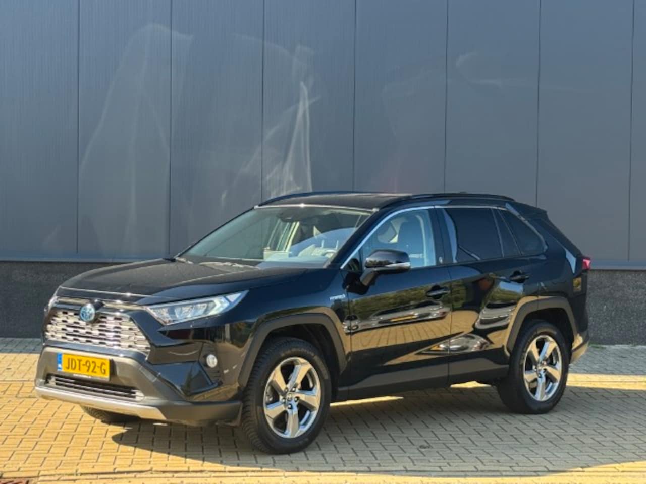 Toyota RAV4 - 2.5 Hybrid AWD Dynamic 2.5 Hybrid AWD Dynamic - AutoWereld.nl