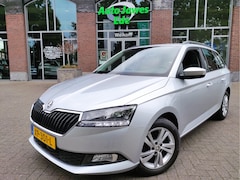Skoda Fabia Combi - 1.0 TSI Style Parkeersensoren V+A - Climatronic - Navigatie - LMV - NL auto