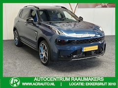 Lynk & Co 01 - 1.5 ZWARTE HEMEL, 6, 6kW 50 STUKS OP VOORRAAD VOL OPTIES 360 CAMERA ADAPTIVE CRUISE CONTRO