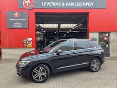 Volkswagen Tiguan - 1.4 TSI eHybrid R-Line Business+ Schuifdak/ Memory Seats/ Lederen bekleding/ Rijklaarprijs