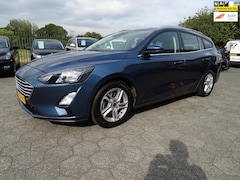 Ford Focus Wagon - 1.0 EcoBoost Hybrid Trend Edition Business