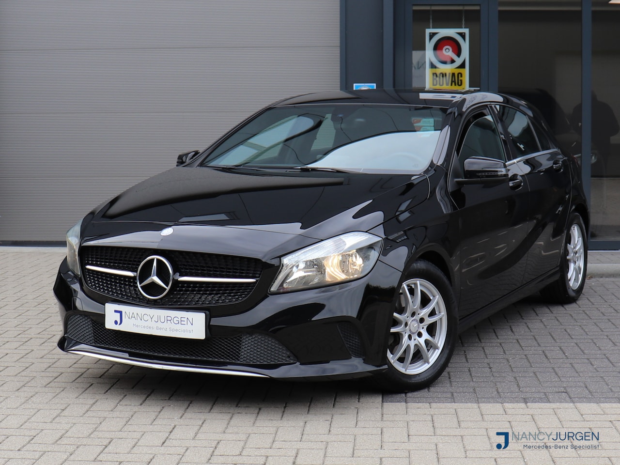 Mercedes-Benz A-klasse - 180 BE | Airco | Camera | Cruise Control | Navi | - AutoWereld.nl