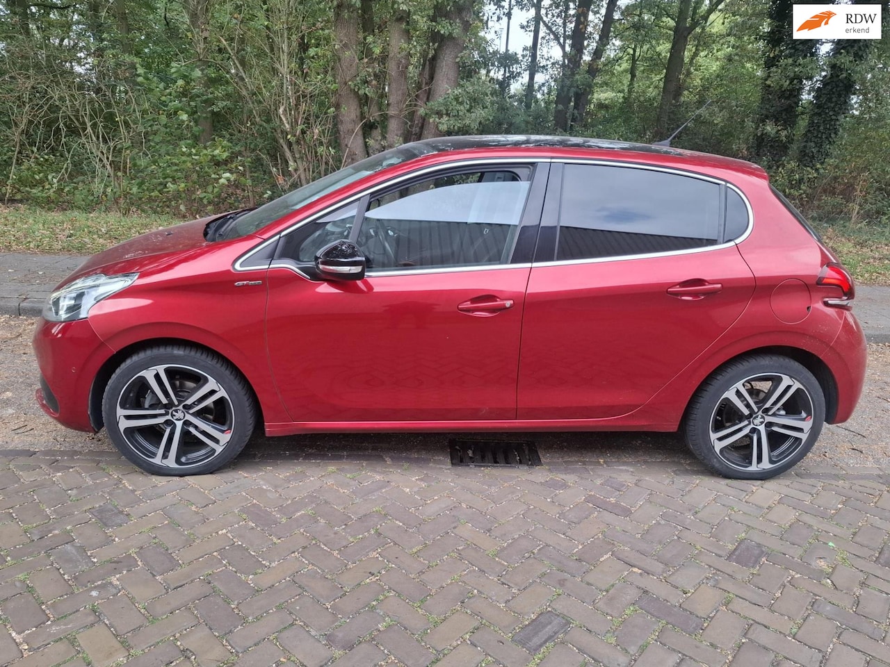 Peugeot 208 - 1.2 PureTech GT-Line 85887 km - AutoWereld.nl