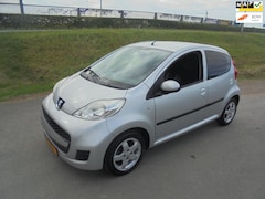 Peugeot 107 - 107 1.0 benzine 5 deurs airco lmv 142.000km