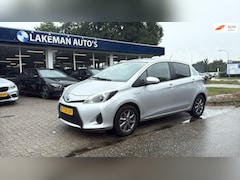 Toyota Yaris - 1.5 Full Hybrid Aspiration AUTOMAAT Silverline Huurkoop Inruil APK Garantie