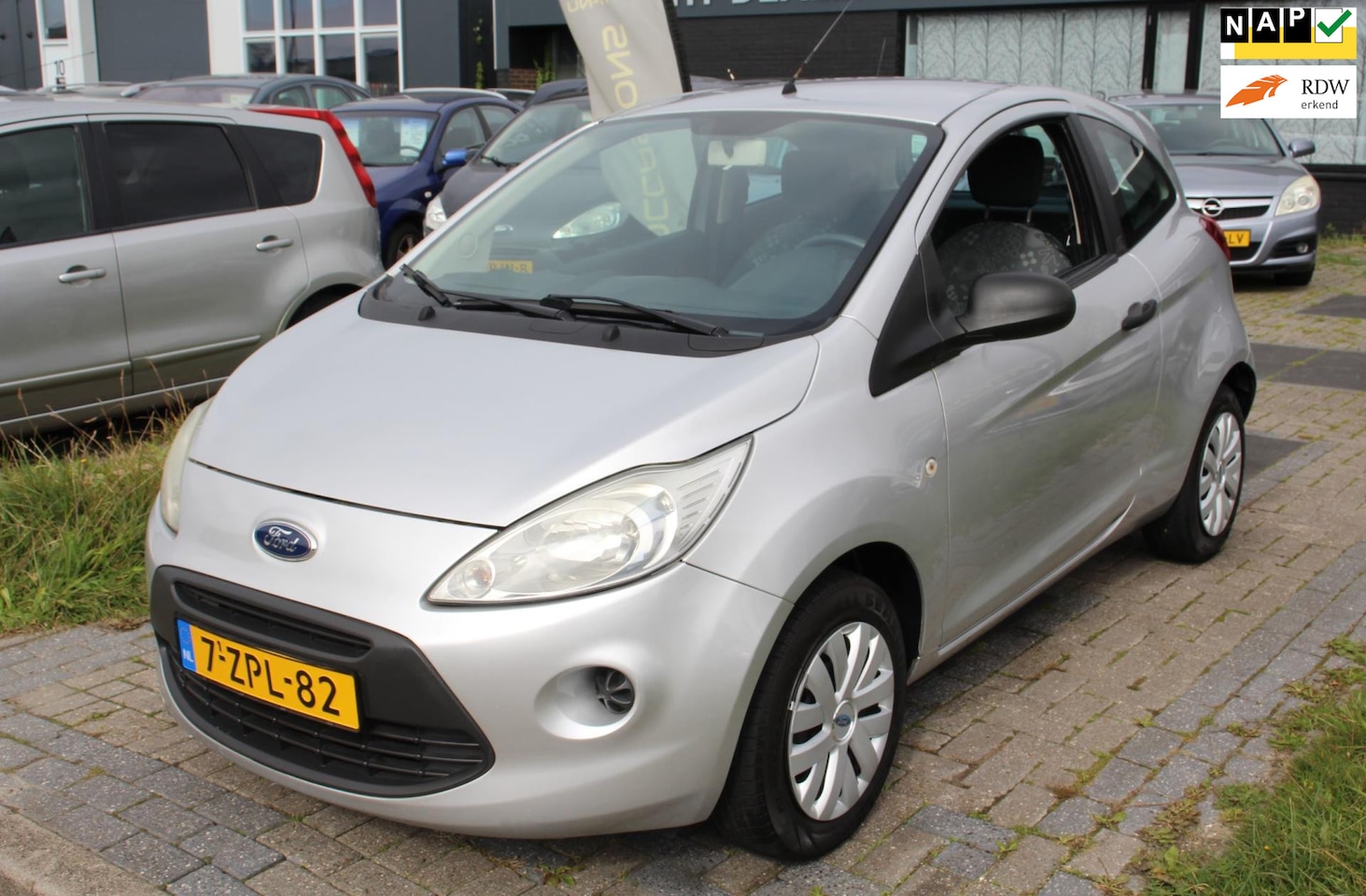 Ford Ka - 1.2 Limited IJSOUDE AIRCO CPV AUDIO APK NAP - AutoWereld.nl