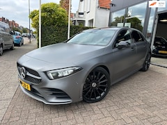 Mercedes-Benz A-klasse - 200 Launch Edition Premium Plus AMG|Mat Grijs|Pano|Sfeer Verlichting