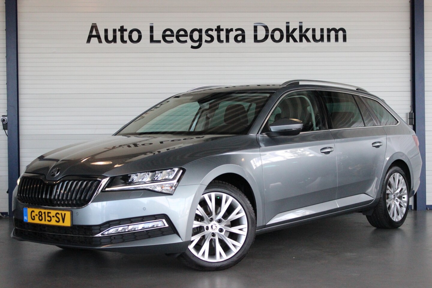 Skoda Superb Combi - 1.5 TSI ACT Business Edition Facelift | Afn. Trekhaak | Virtual Cockpit | Camera | Halfled - AutoWereld.nl