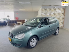 Volkswagen Polo - 1.4-16V Optive Apk Nieuw, Airco, Dealer-onderhouden, N.A.P, 5Deurs, 2 sleutels + facturen,