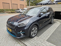 Kia e-Niro - ExecutiveLine 64 kWh EERSTE EIGENAAR!