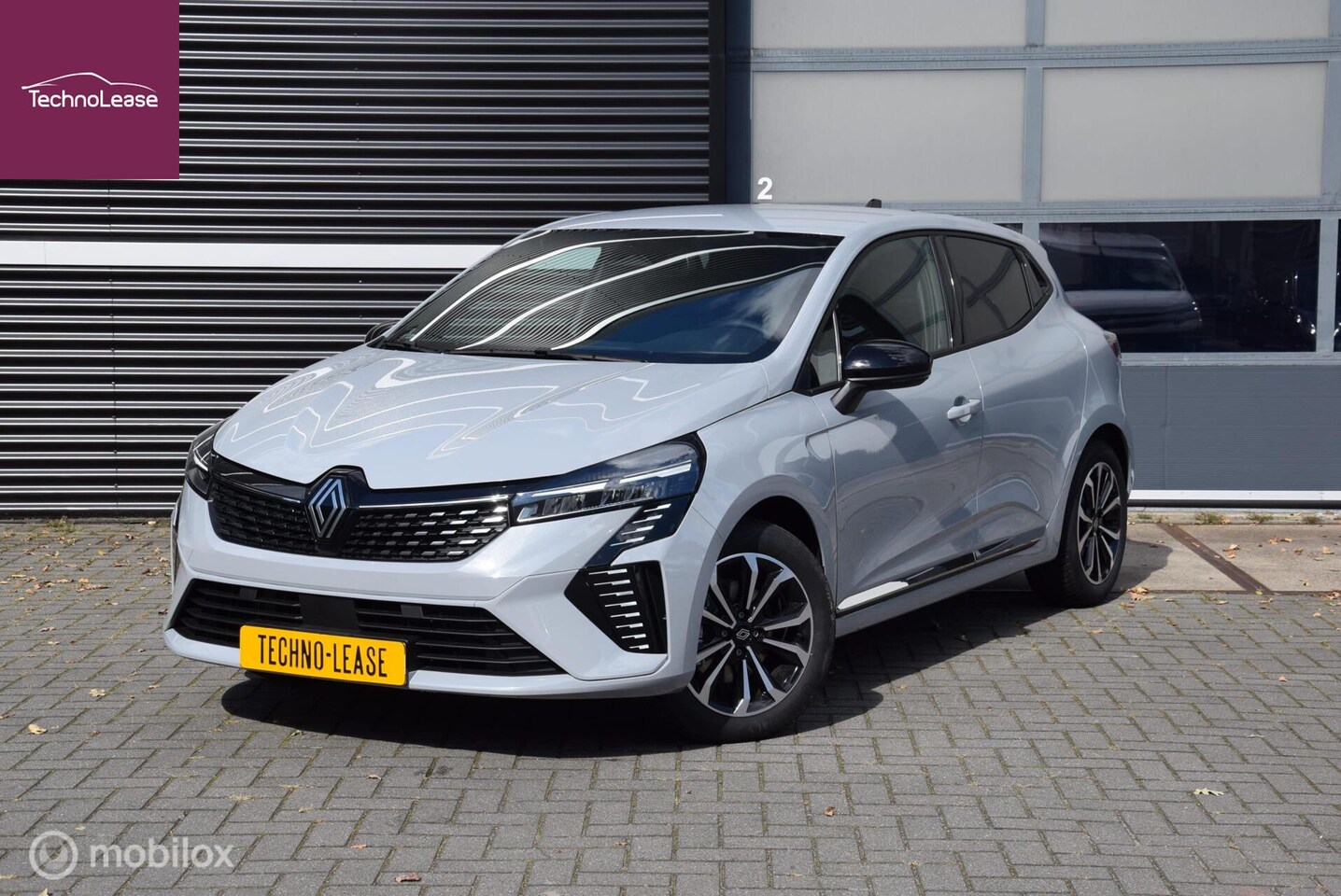 Renault Clio - 1.6 E-Tech Full Hybrid 145pk Techno Automaat - AutoWereld.nl