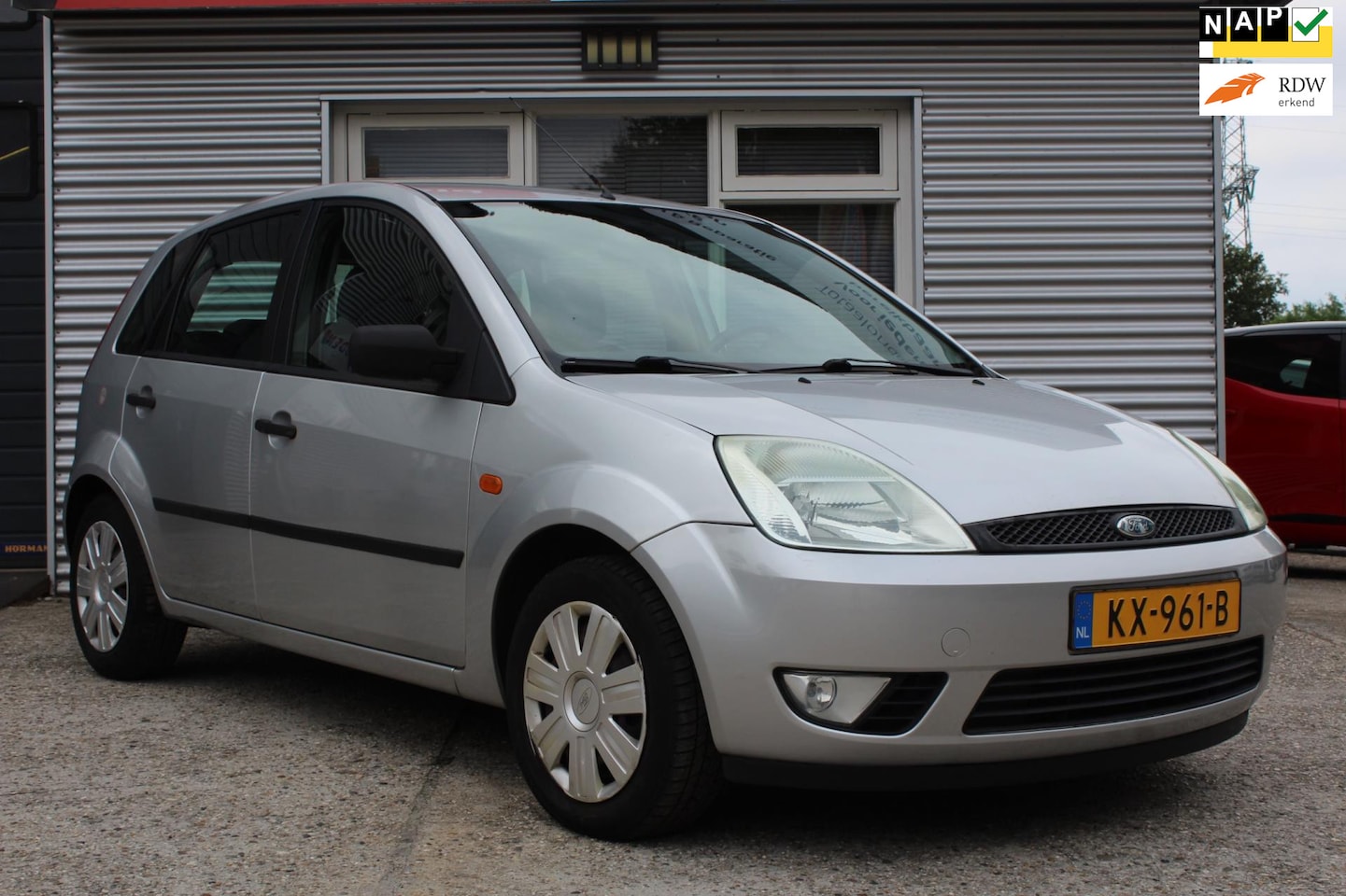 Ford Fiesta - 1.4-16V Ambiente 1.4-16V Ambiente 5-deurs, airco, netjes, nieuwe apk, incl. afleveringsbeurt, elektrische r - AutoWereld.nl