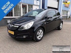 Opel Corsa - 1.2-16V Color Edition Autom. Airco Trekhaak
