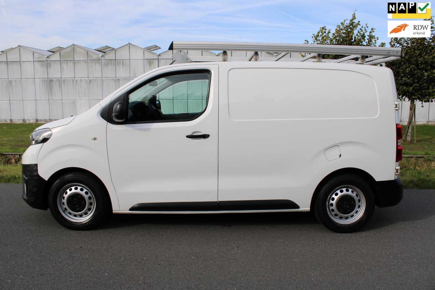 Toyota ProAce Compact - 1.6 D-4D Cool Comfort EURO 6 1e Eigenaar - AutoWereld.nl