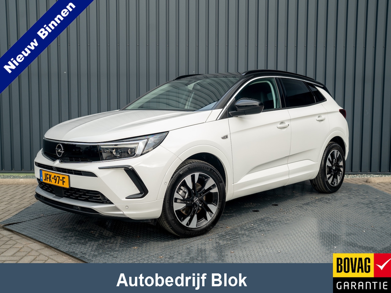 Opel Grandland - 1.2 Turbo 130Pk Aut. Ultimate | Keyless | Elk. A-klep | Stoel & Stuur verw. | Camera | Pri - AutoWereld.nl