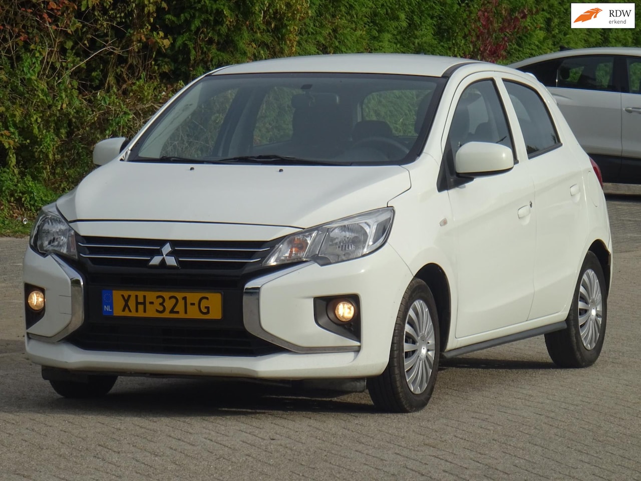 Mitsubishi Space Star - 1.0 Cool+ BJ2019 NAP/AIRCO/APK 2027 - AutoWereld.nl