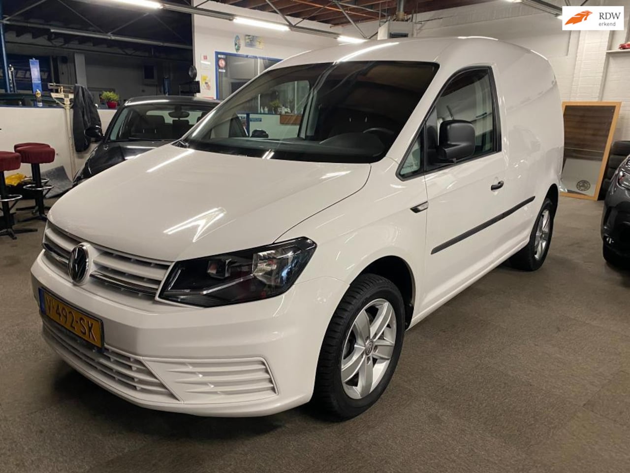 Volkswagen Caddy - 2.0 TDI Trendline Airco cruise Control - AutoWereld.nl