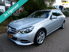 Mercedes-Benz E-klasse - 200 184pk Automaat 2e eig. Navi Xenon LED Trekhaak