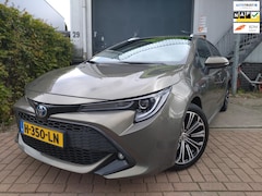Toyota Corolla Touring Sports - 1.8 Hybrid Dynamic dealer onderhouden