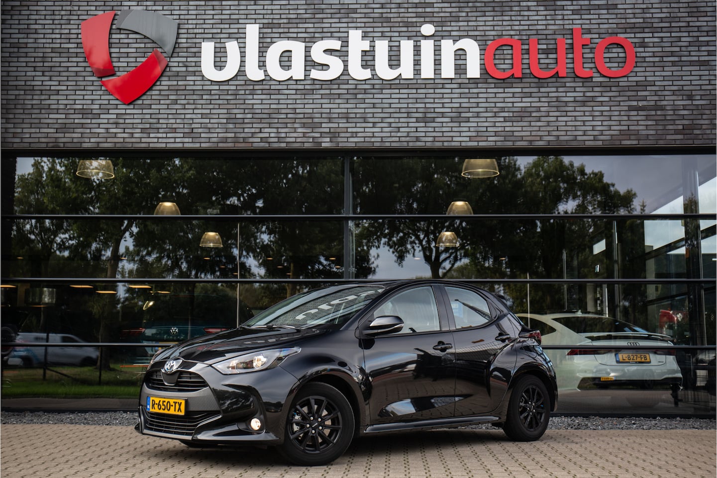 Toyota Yaris - 1.5 Hybrid Active 1.5 Hybrid Active - AutoWereld.nl