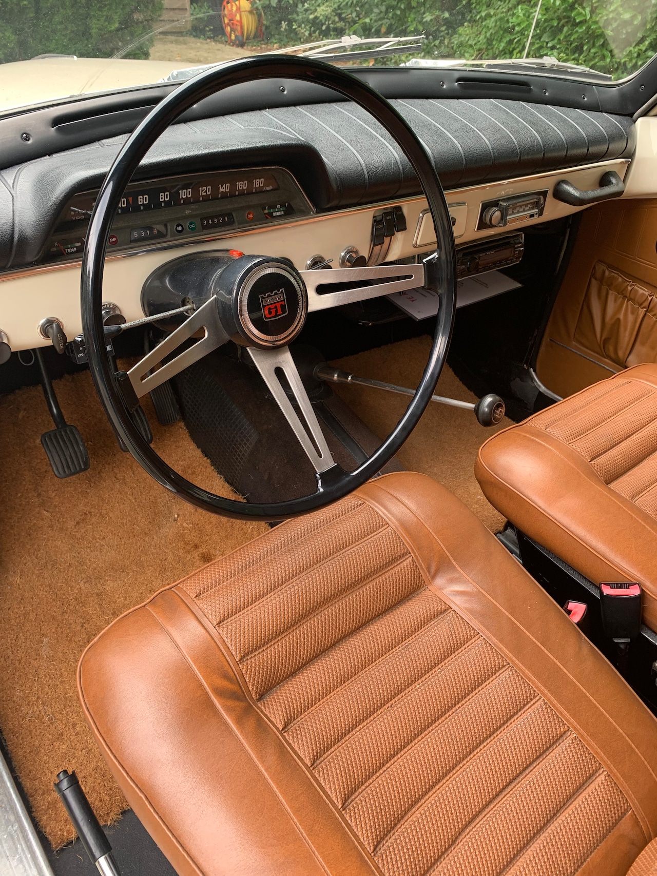 Volvo Amazon - 122 S  Amazon 2x SU carburateurs, 87 KW   MET OVERDRIVE ! LPG! - AutoWereld.nl