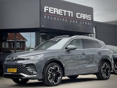 Volkswagen Tiguan - 1.5 eHybrid 272PK AUT6 R-LINE EDITION NWSTE-MODEL PANODAK LEDER NAVI CAMERA PARK-ASSIST LE
