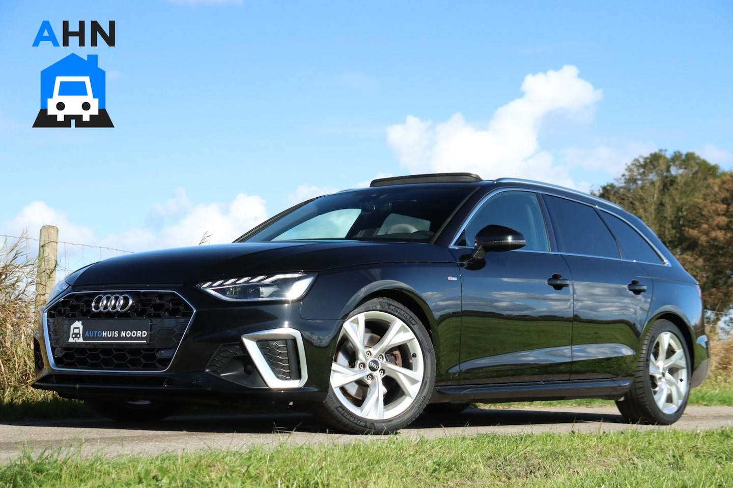 Audi A4 Avant - 35 TFSI / 2.0 150PK / 3x S-Line / DAB / Pano / Matrix LED / Camera / Trekhaak / Navi / 18" - AutoWereld.nl