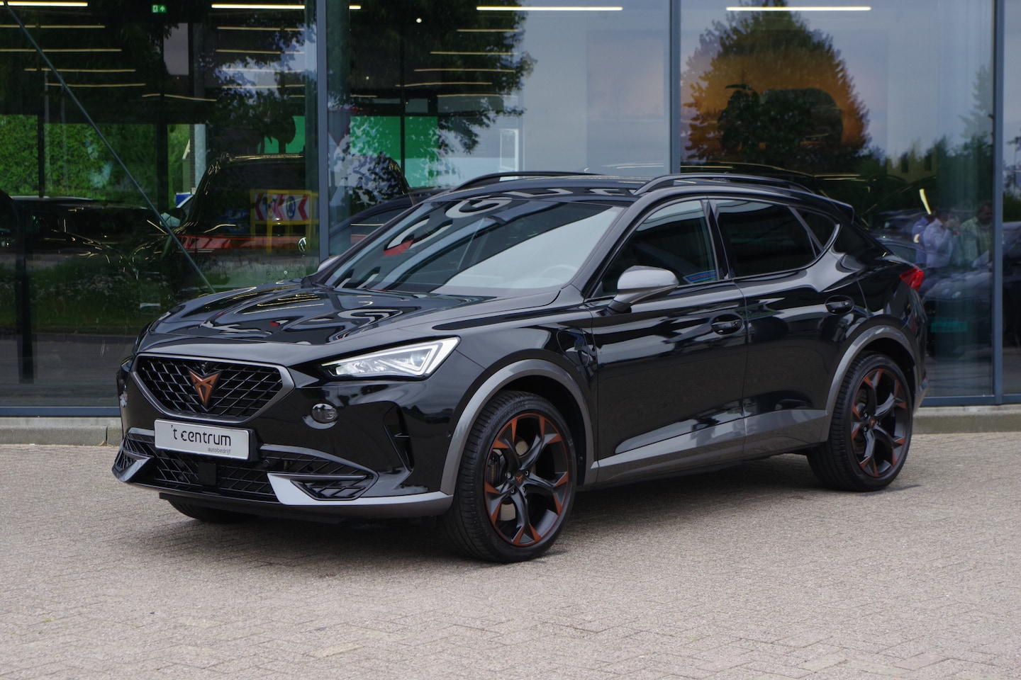 CUPRA Formentor - 1.4 Plug-In Hybride *15 + Voorradig in diverse uitvoering, kleuren & bouwjaar* - AutoWereld.nl