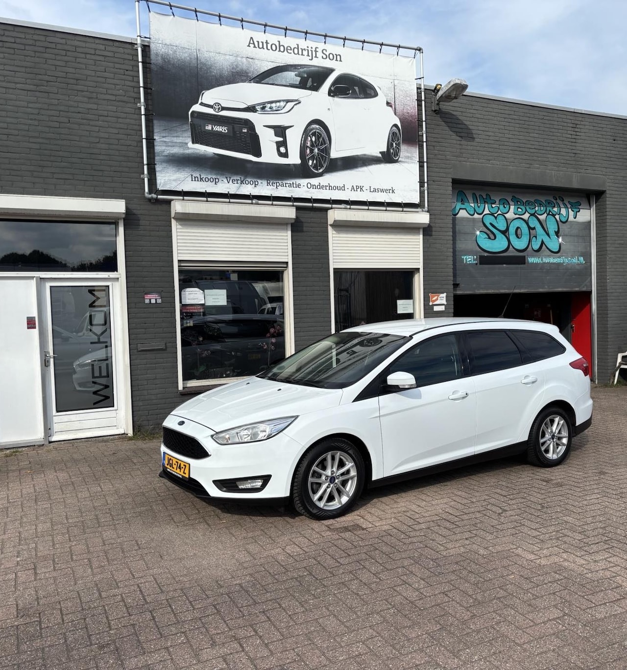Ford Focus Wagon - 1.0 Titanium 1.0 Titanium - AutoWereld.nl